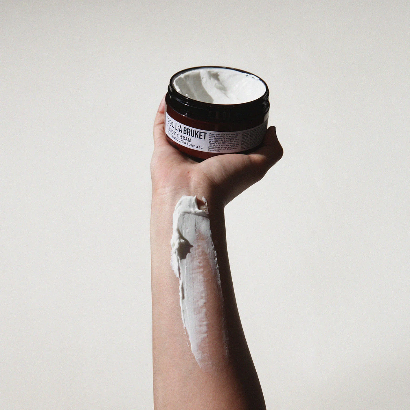 291 Body Cream Bergamot/Patchouli - L:A Bruket - Image 2