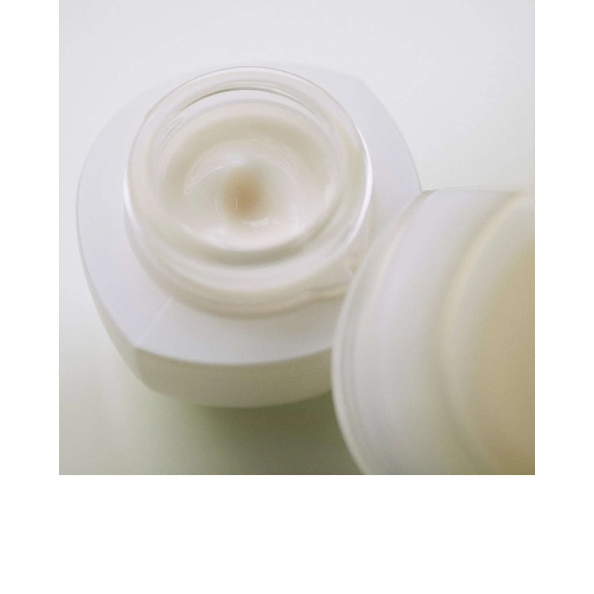 Absolute silk Illuminative Cream - Sensai - Image 3