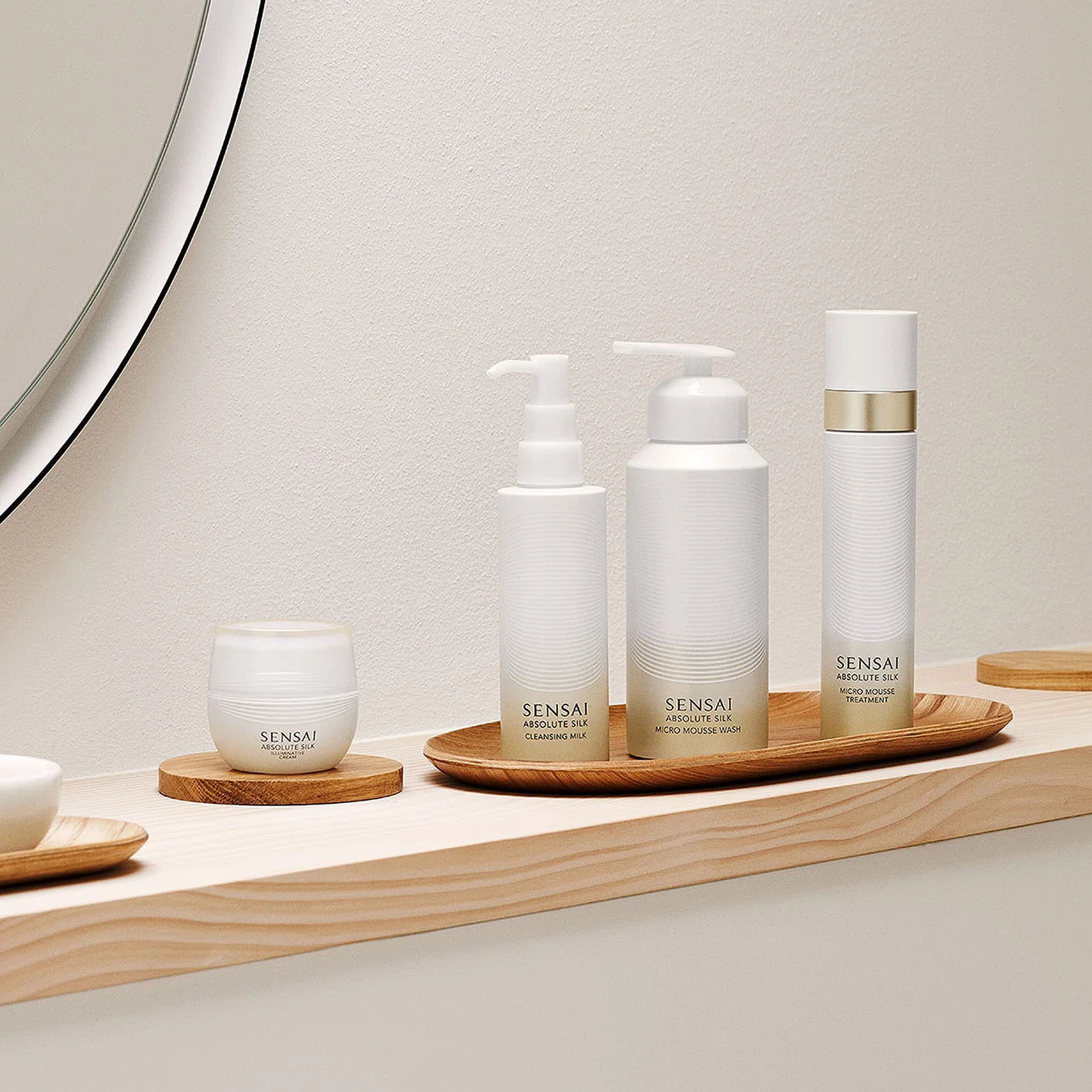 Absolute Silk Micro Mousse Wash - Sensai - Image 5